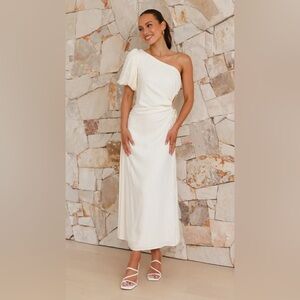 Suzie Midi Dress linen white dress never worn